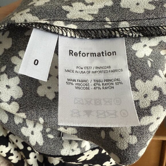 Reformation Bea Daisy Floral Print High-Waisted Midi Skirt Black White Size 0 - Picture 7 of 7